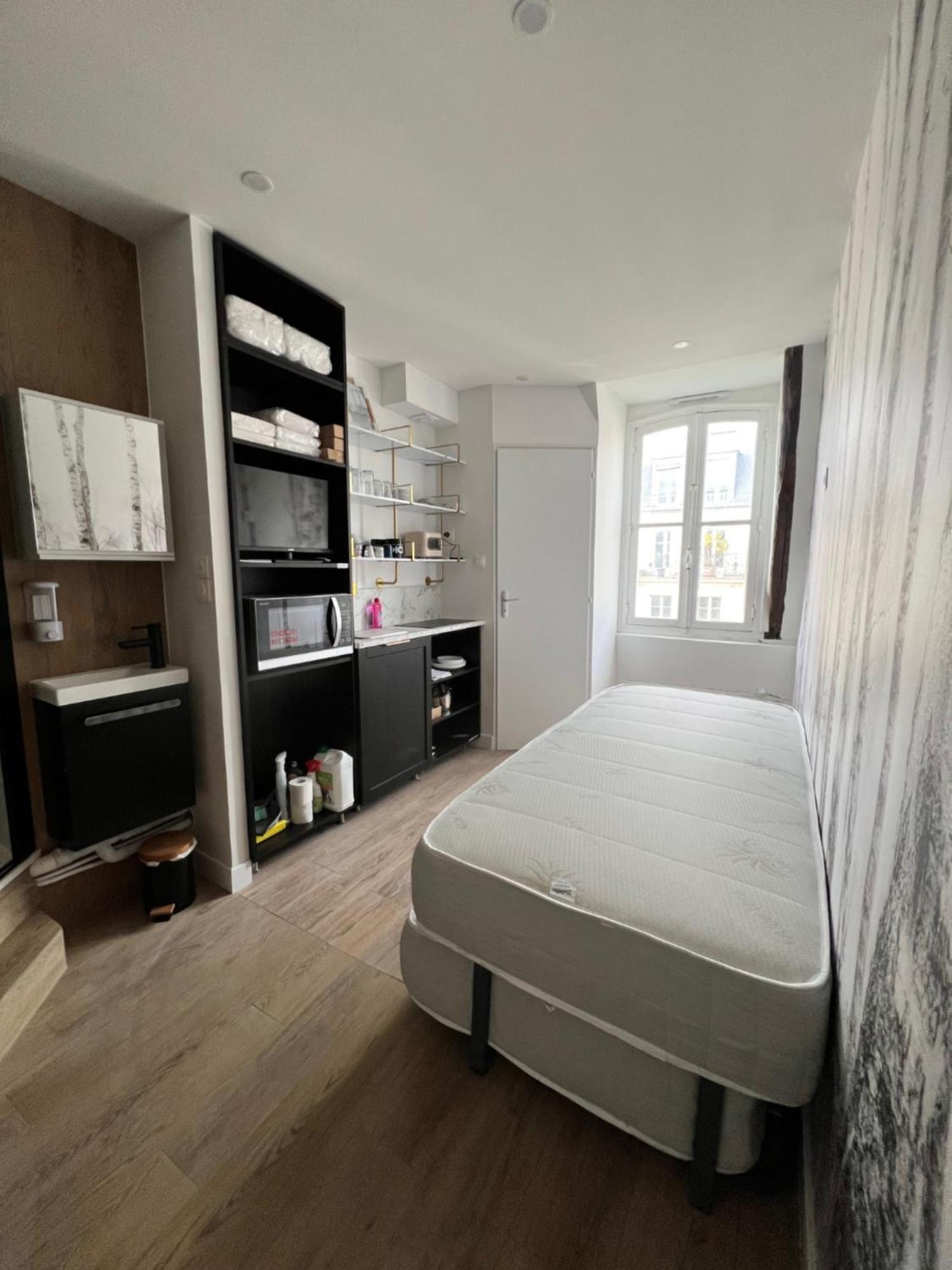 Batignolles, Montmartre Chambre 12M2 , Metro 13 Et 14 Paryż Zewnętrze zdjęcie