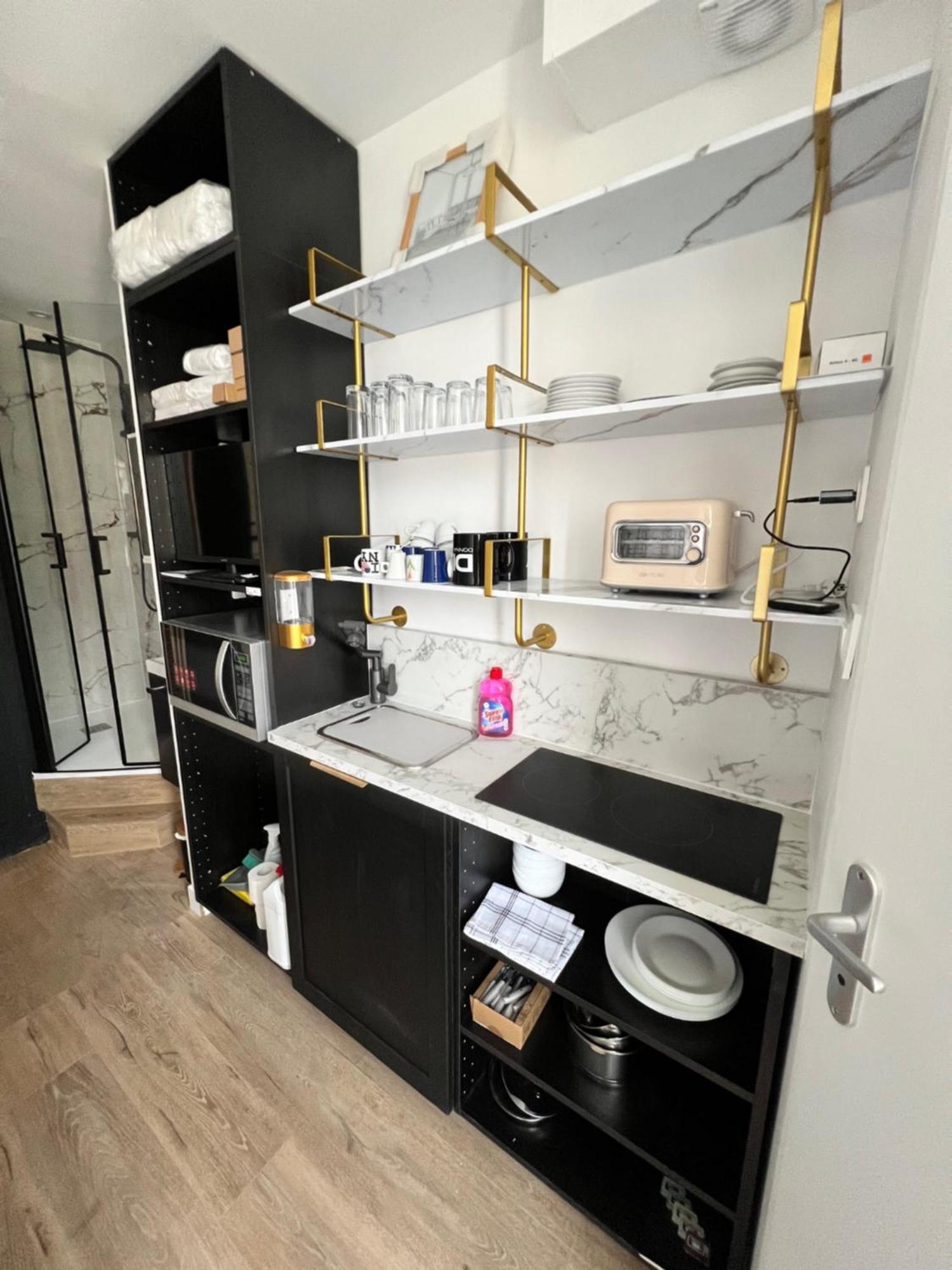 Batignolles, Montmartre Chambre 12M2 , Metro 13 Et 14 Paryż Zewnętrze zdjęcie