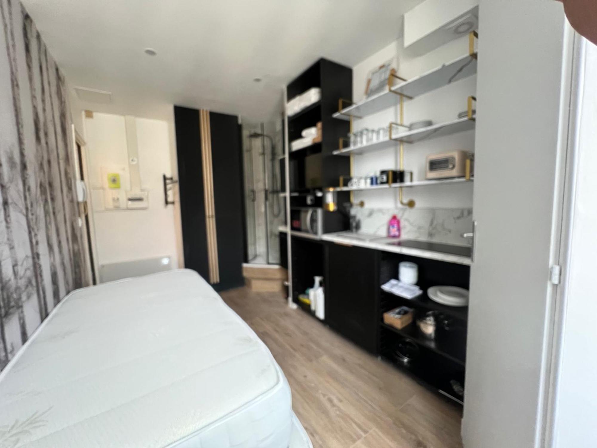 Batignolles, Montmartre Chambre 12M2 , Metro 13 Et 14 Paryż Zewnętrze zdjęcie